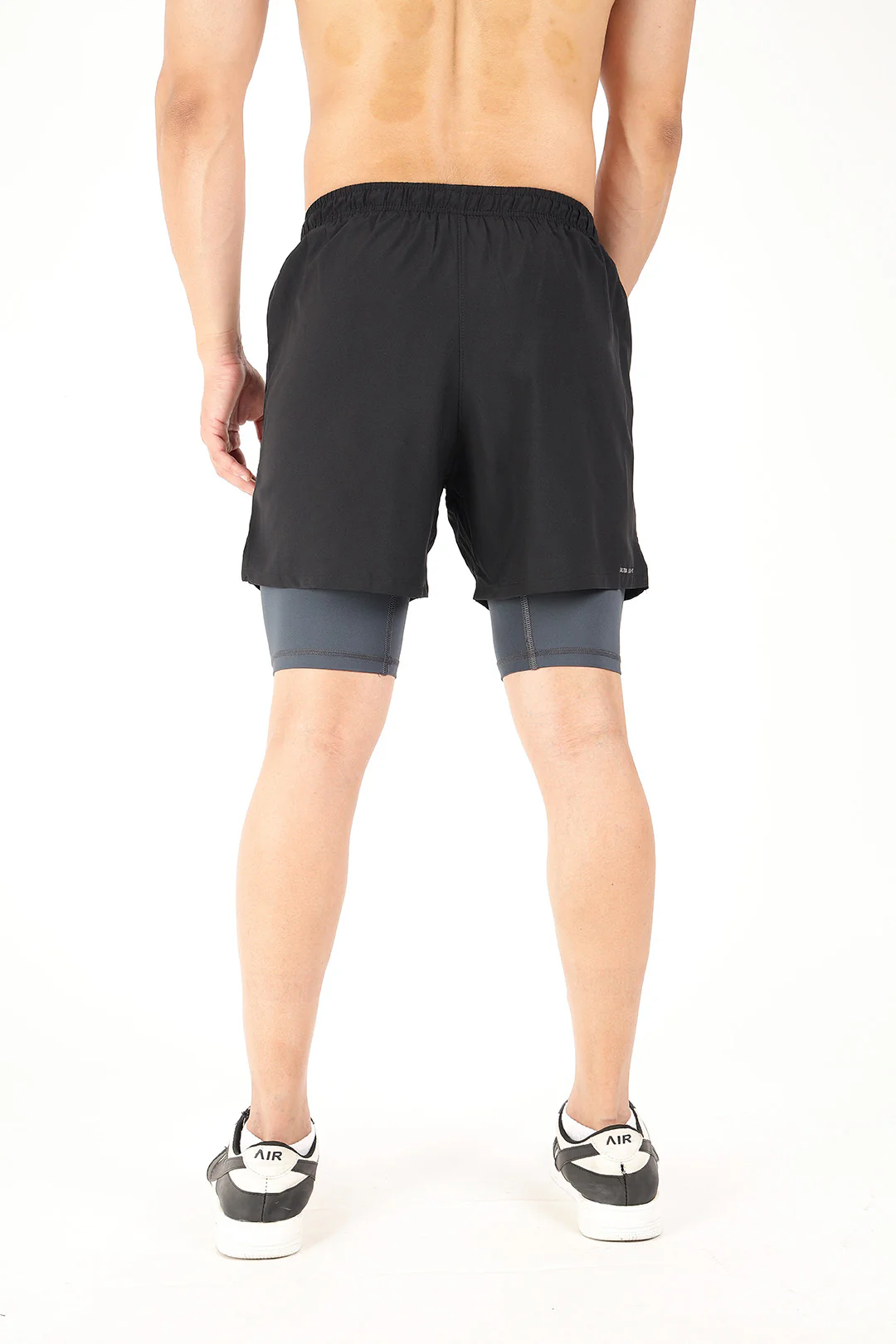 2 in 1 5" Compression Shorts Black - Image 4
