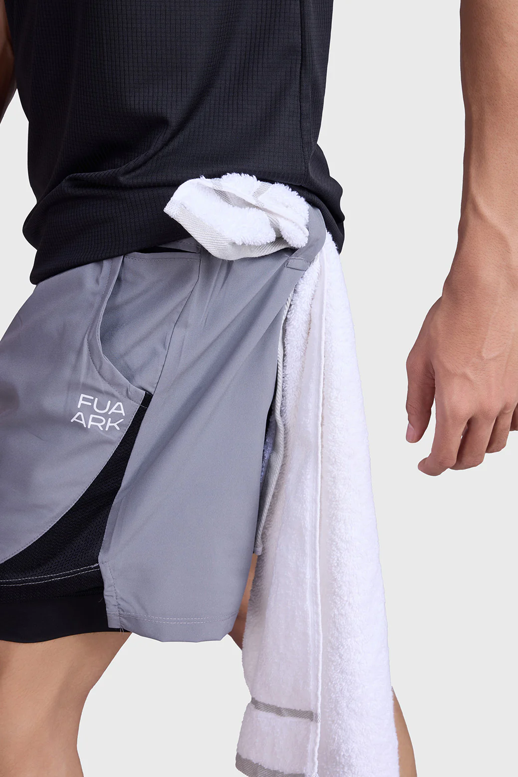 2 in 1 Mesh Shorts Foggy Grey With Black - Image 4