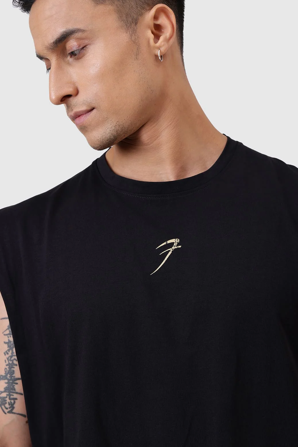 Brisk Capsleeves T-Shirt Black - Image 3