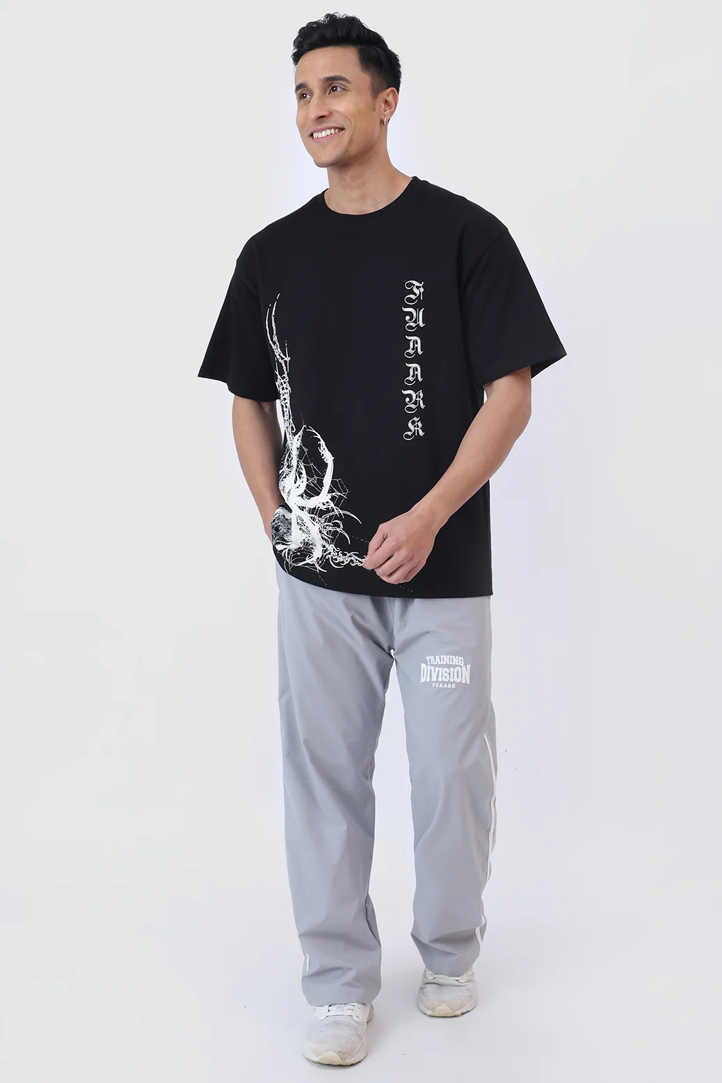 Dark Web Oversized T-shirt Black - Image 7