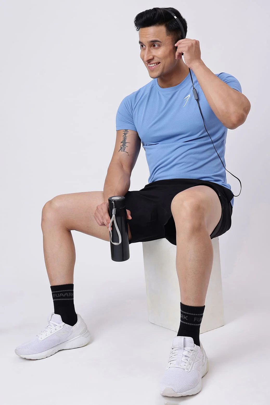 Edge Shorts Black - Image 2