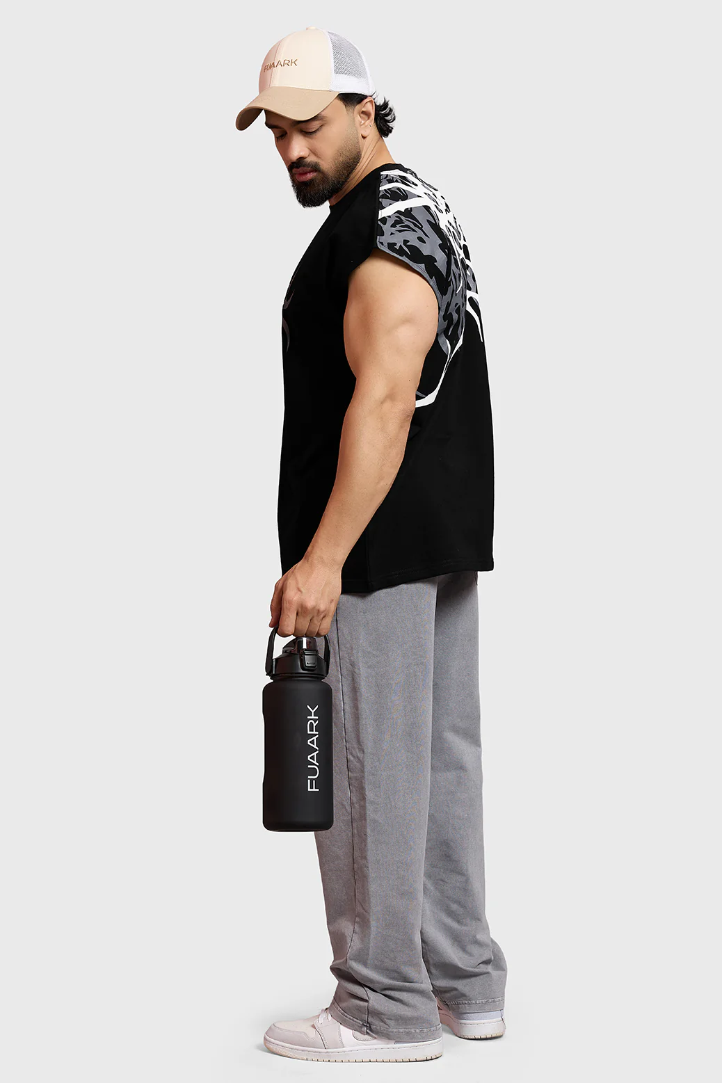 Hydrate 2 Ltr Gallon Bottle Black - Image 7
