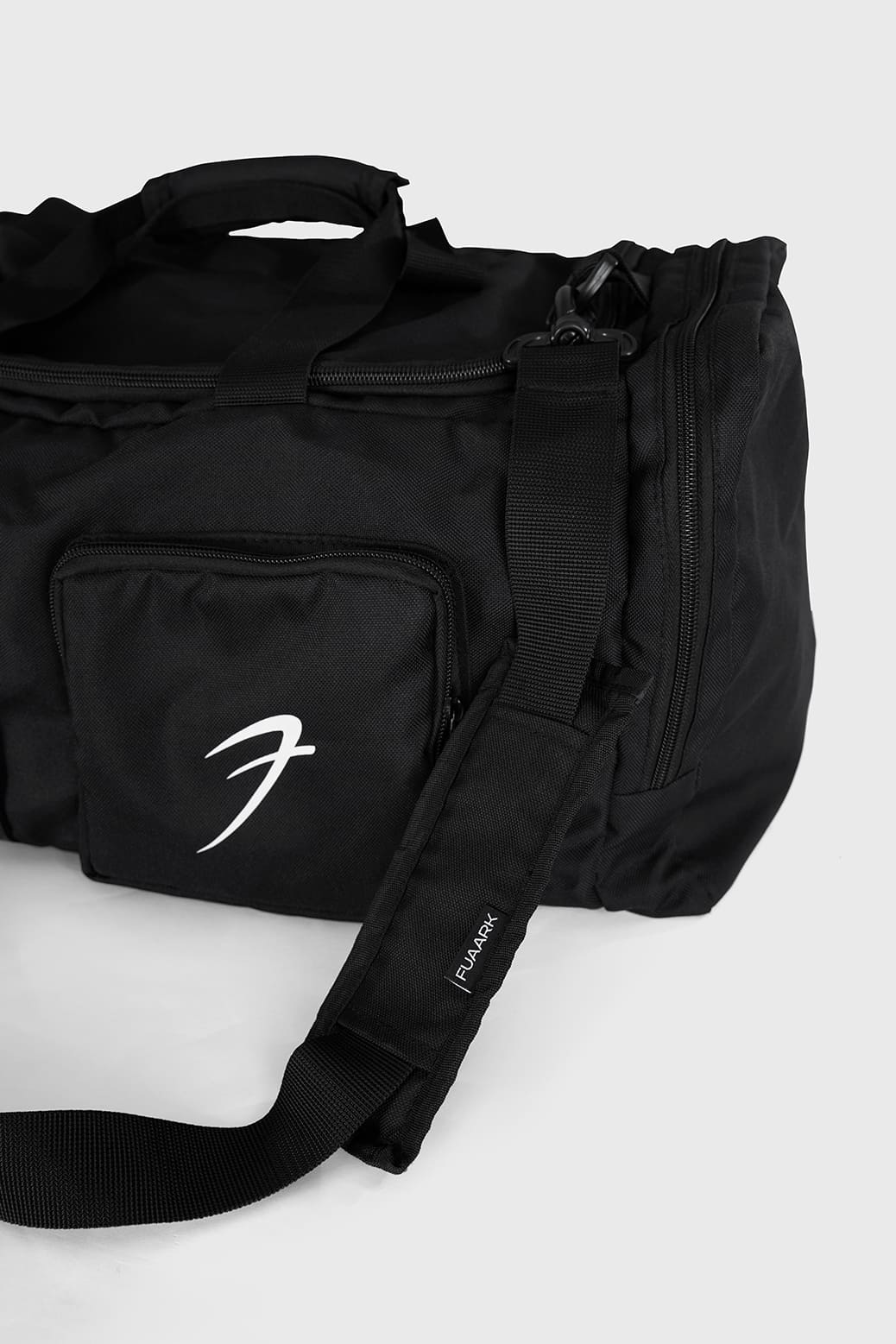 Peak Hybrid Bag Black - Image 6
