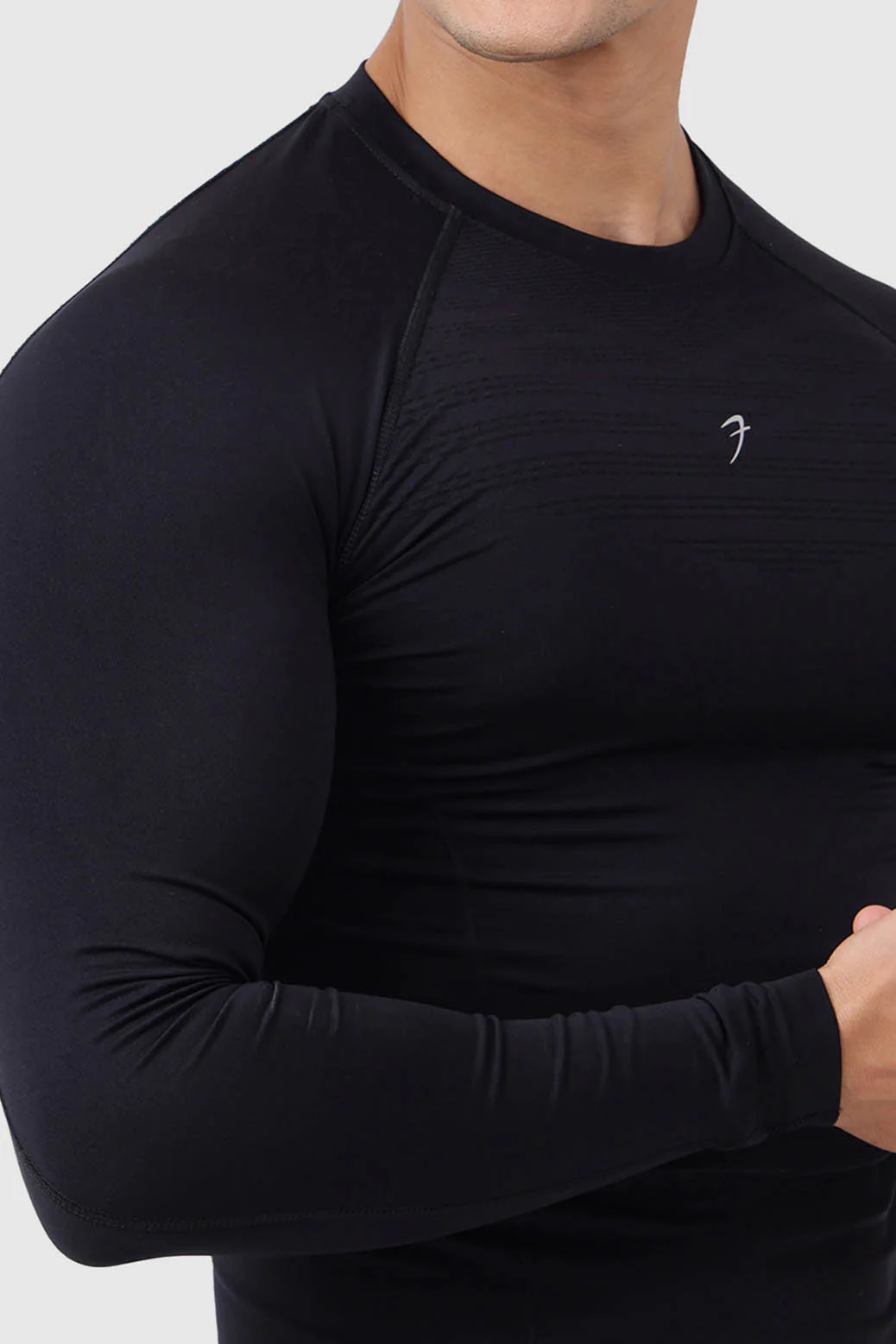 Power Seamless Fullsleeves T-shirt Black - Image 4