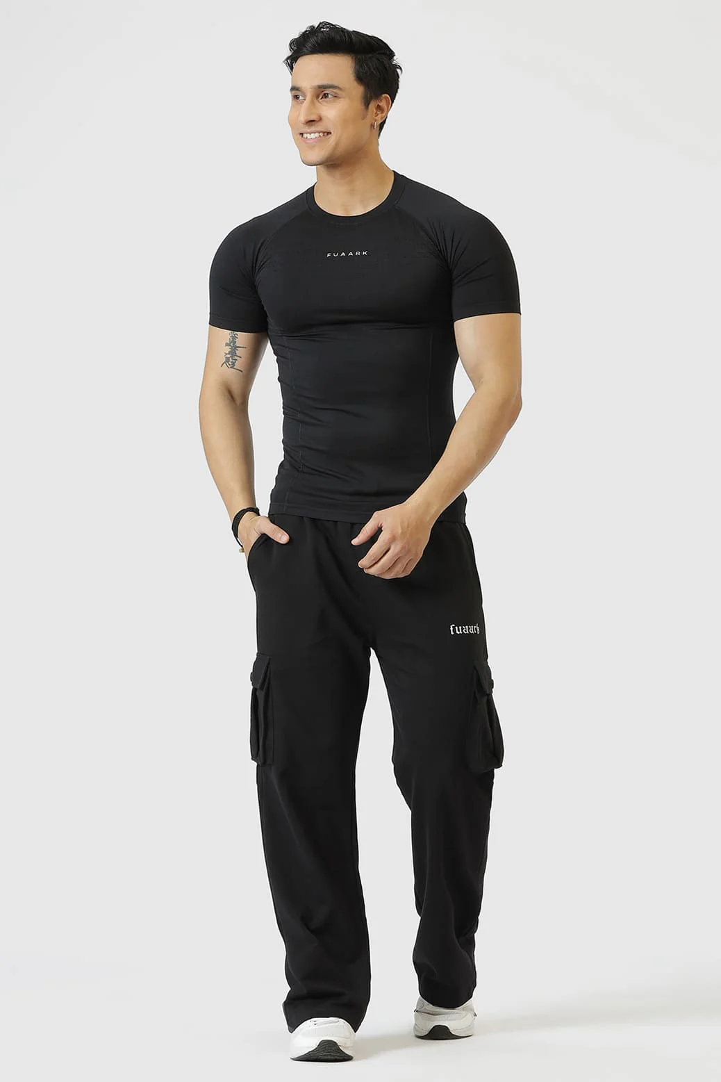 Power Seamless T-shirt Black/Fuaark - Image 2
