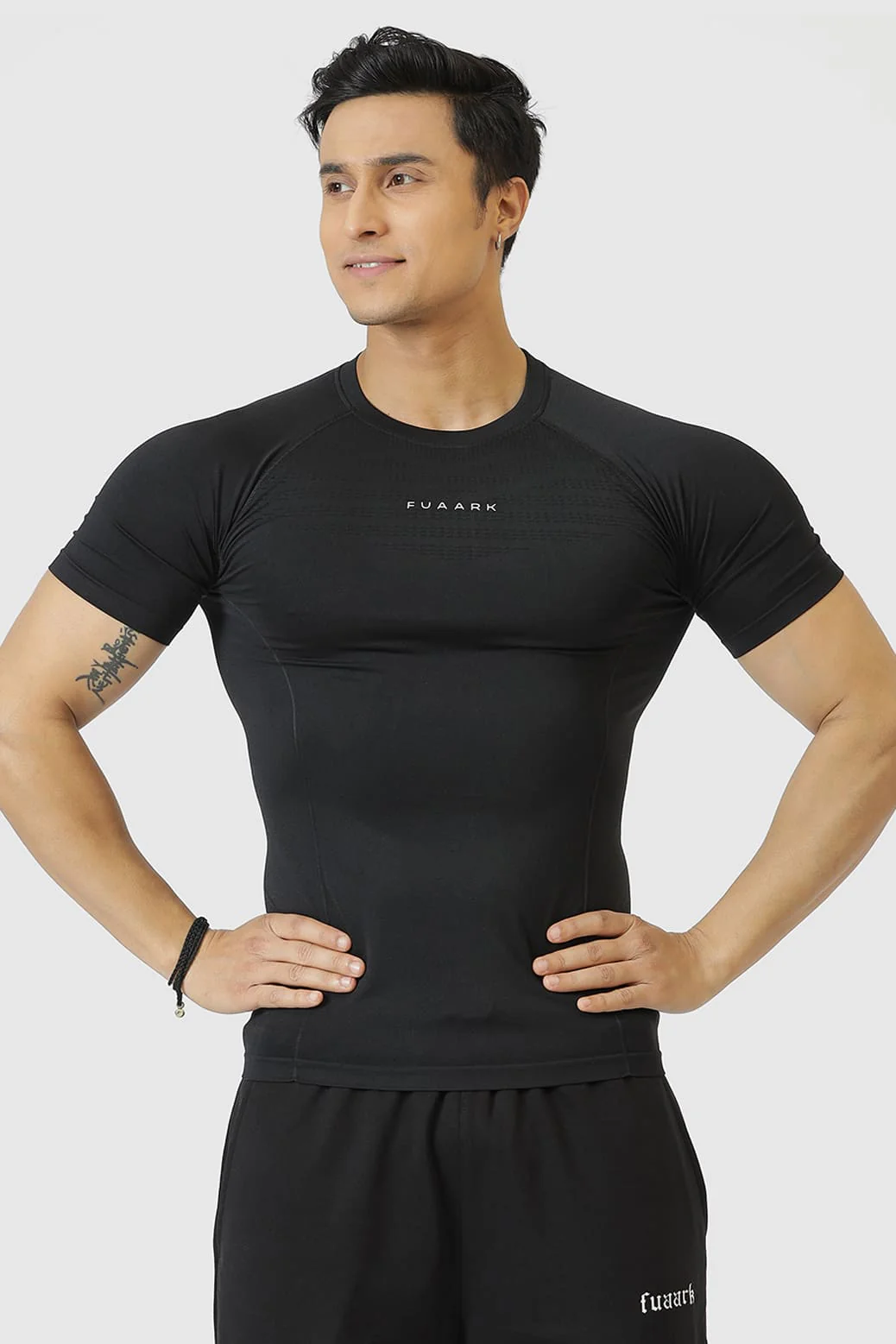 Power Seamless T-shirt Black/Fuaark - Image 6