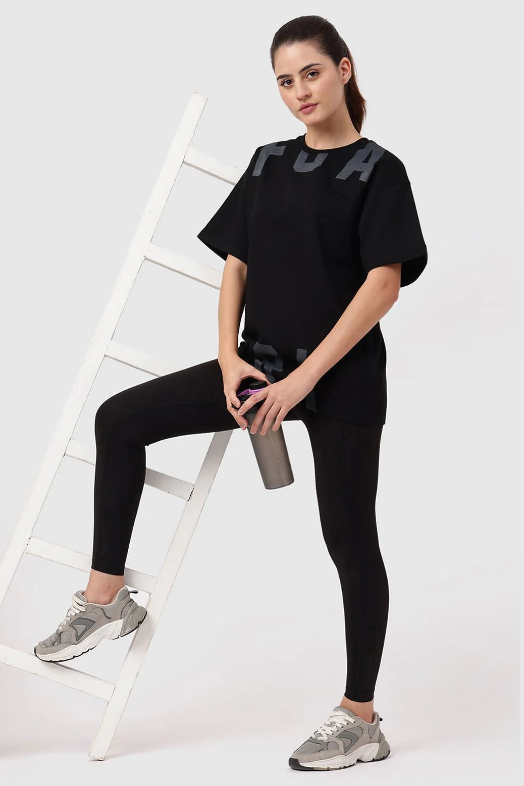 Refined Oversized T-shirt Black