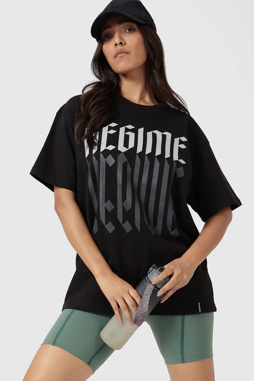 Regime Oversized T-shirts Black - Image 3