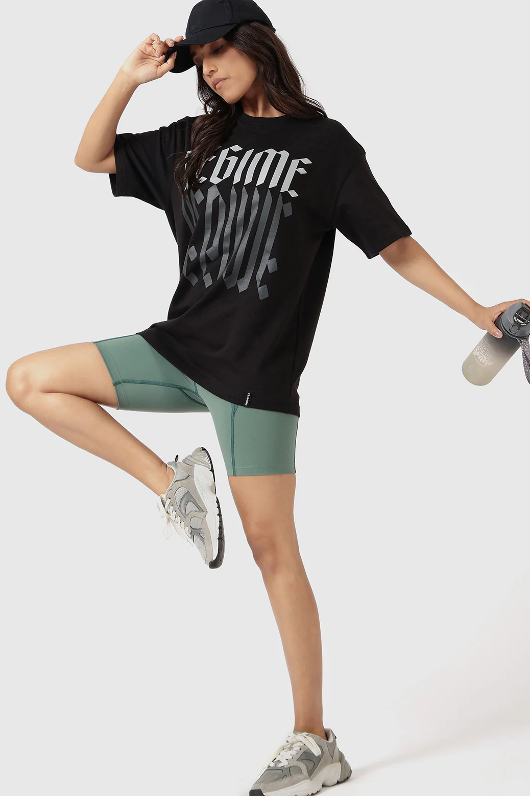 Regime Oversized T-shirts Black - Image 5