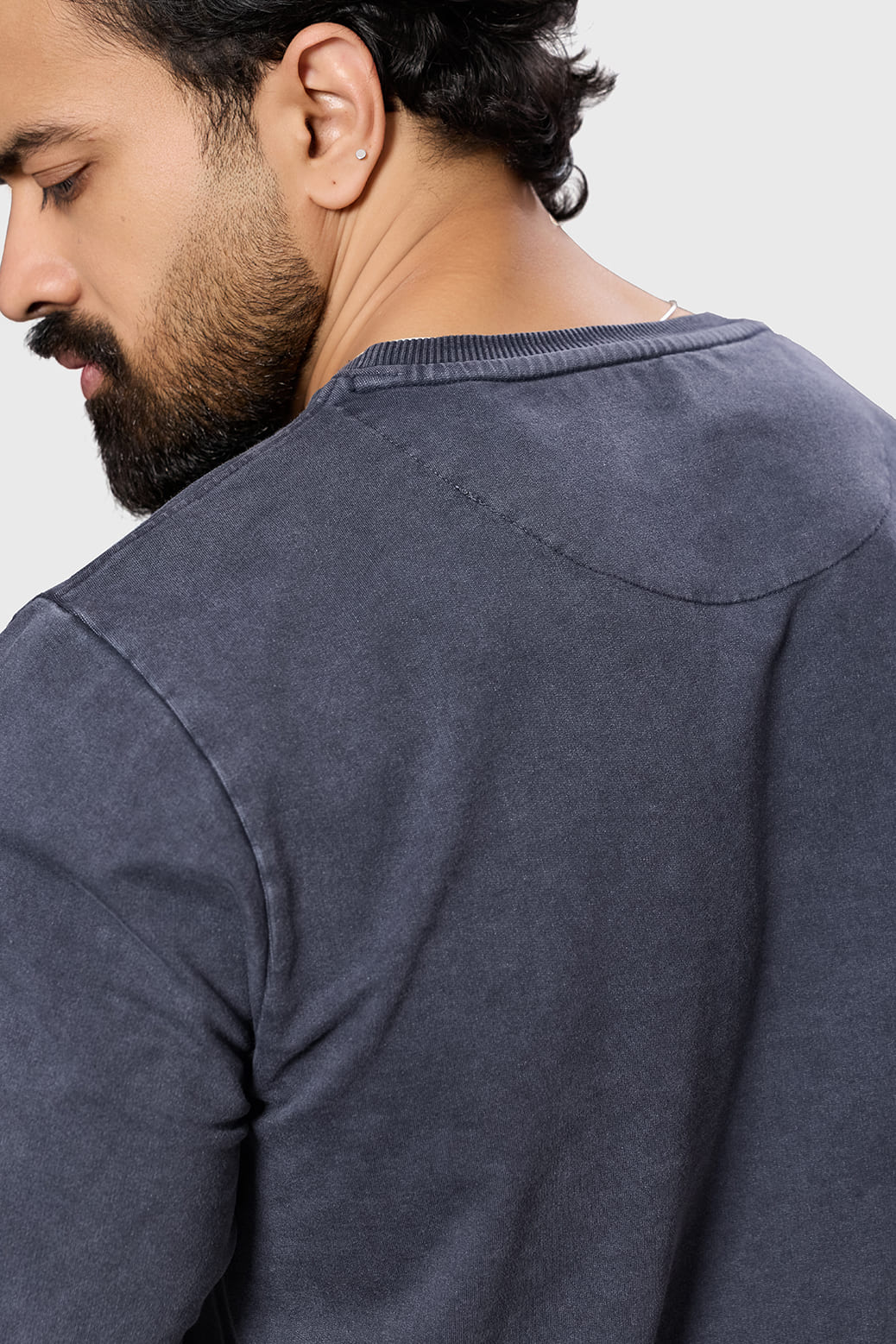 Shadow Washed Sweatshirt Dark Grey - Image 3