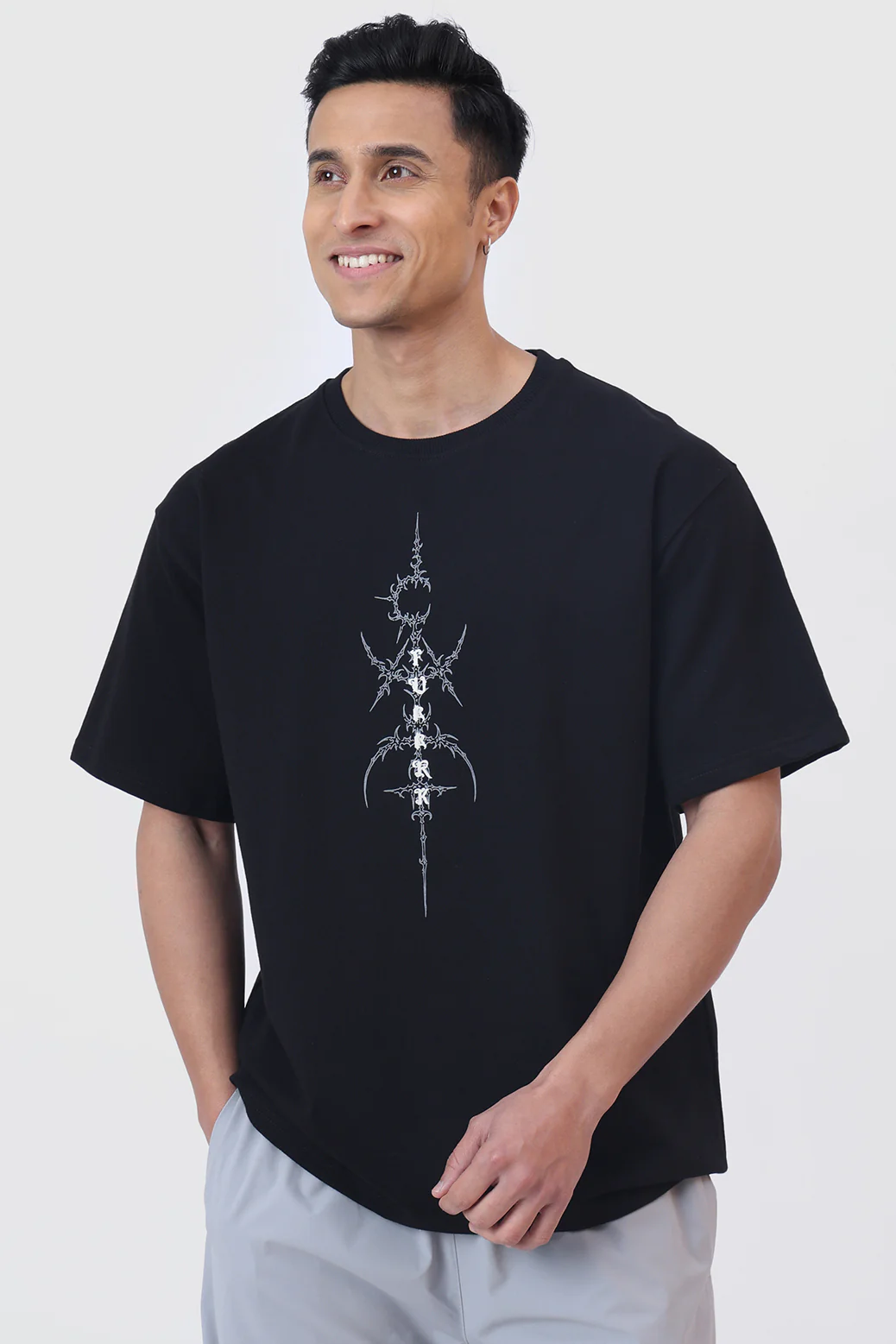 Twin Sword Oversized  T-shirt Black - Image 5