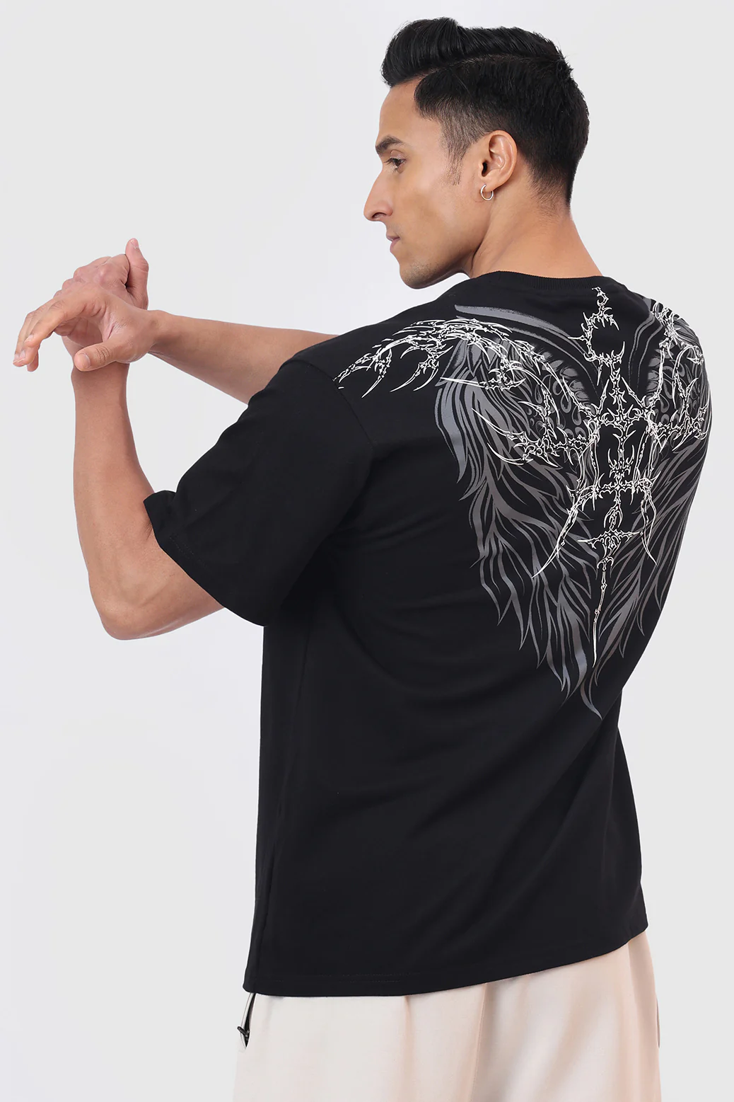 Winged Omen Oversized T-shirt Black - Image 6