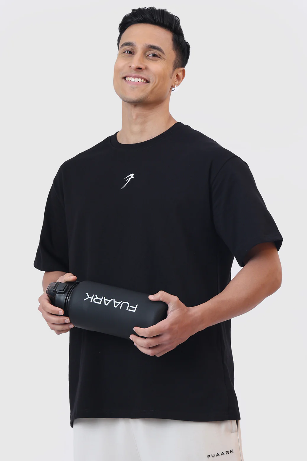 Winged Omen Oversized T-shirt Black - Image 7
